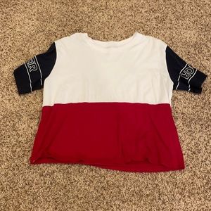 Hollister top size medium
